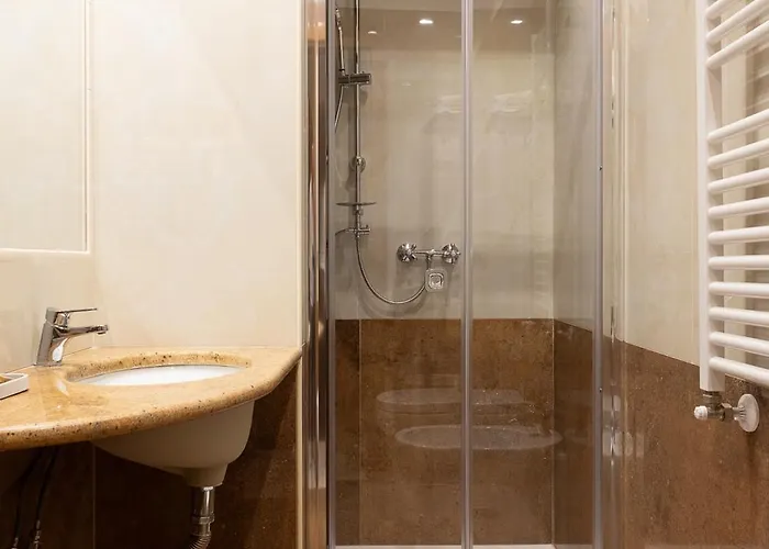 Dimora Cardinal Moroni Гостевой дом 4*