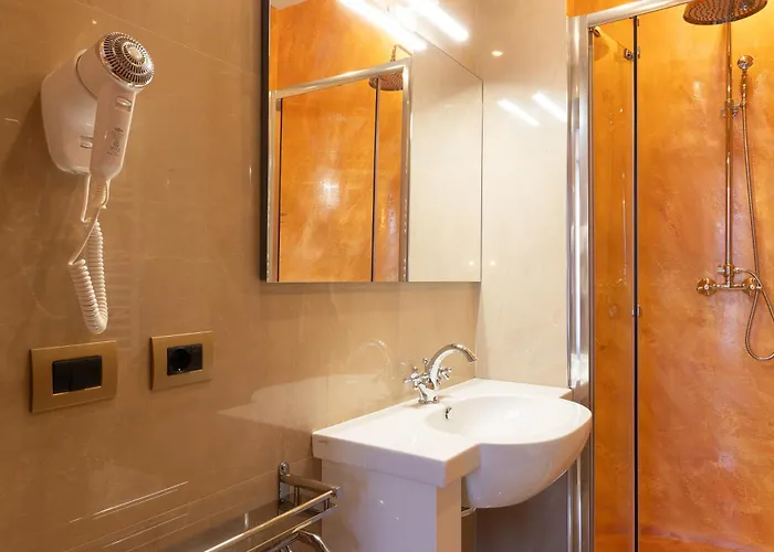 Dimora Cardinal Moroni Гостевой дом 4*